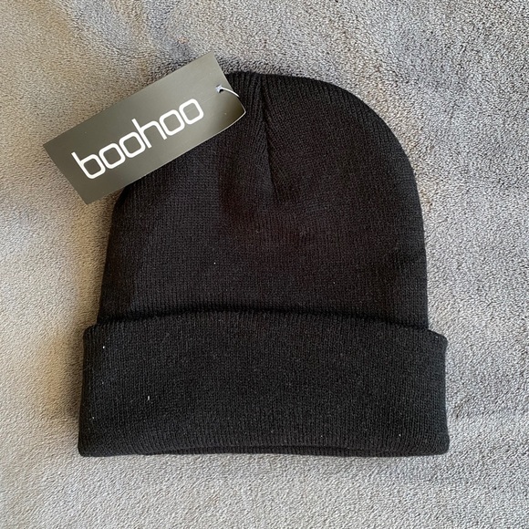 NWT Boohoo beanie - Picture 1 of 1
